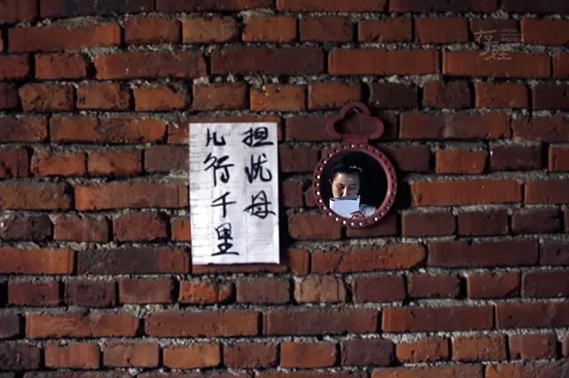 残疾夫妇19年养育弃婴 考上大学担忧双亲