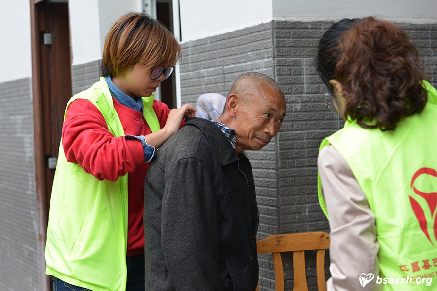 【活动纪事】南风敬老院慰问活动