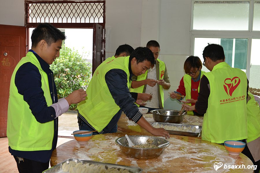 【活动纪事】南风敬老院慰问活动