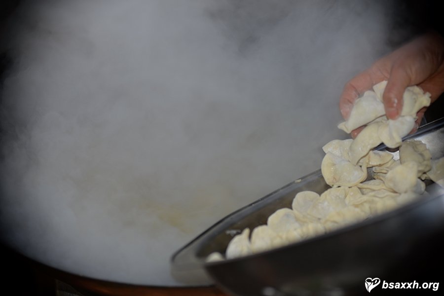 让爱成长-梁铜村小学爱心助学活动