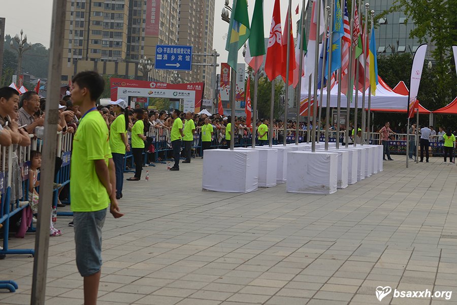 Ϊ���������ݻ���